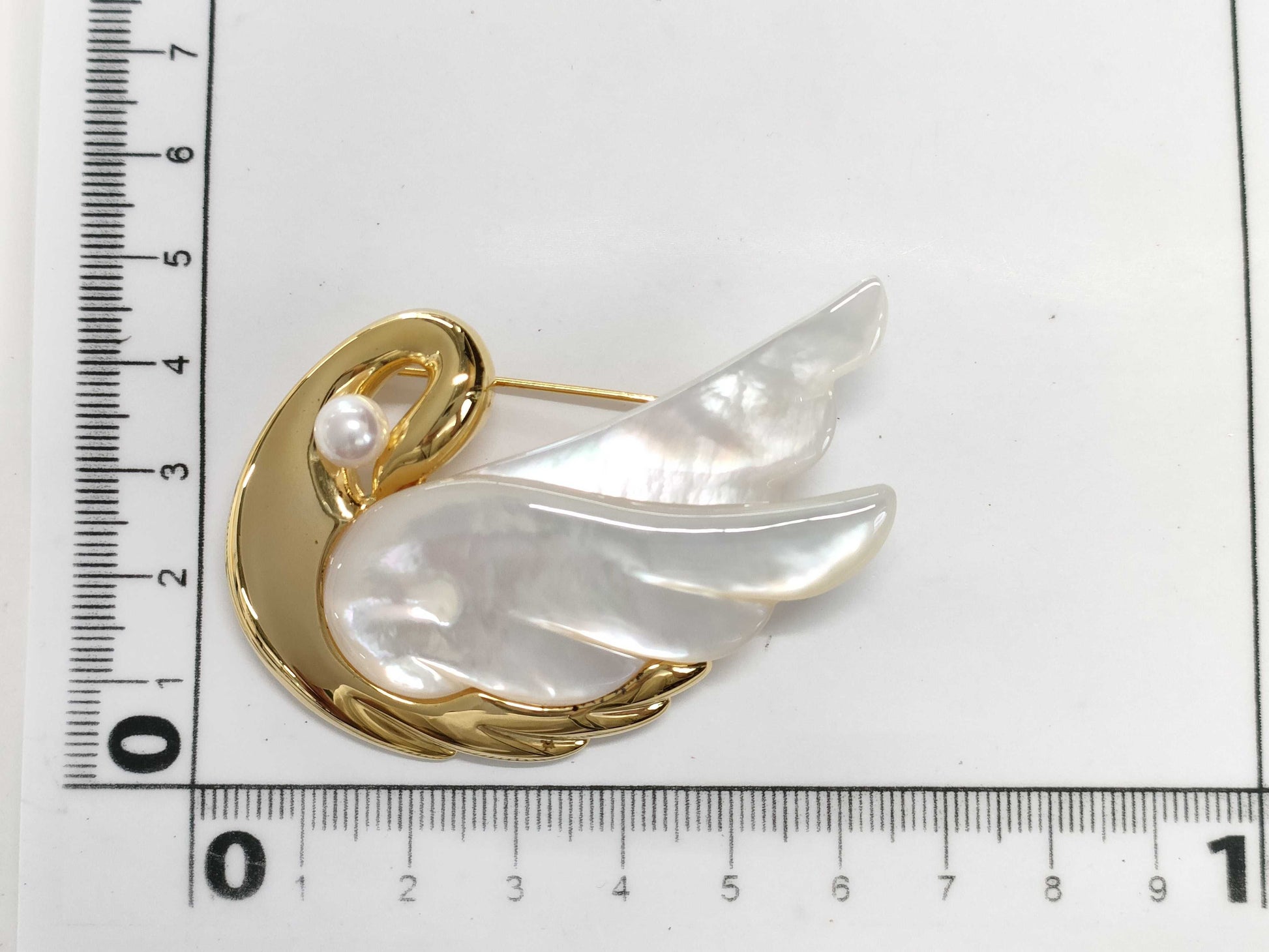 TASAKI Swan Motif Shell and Pearl Brooch, Approx. 6.4mm Diameter, Metal, 21.4g 