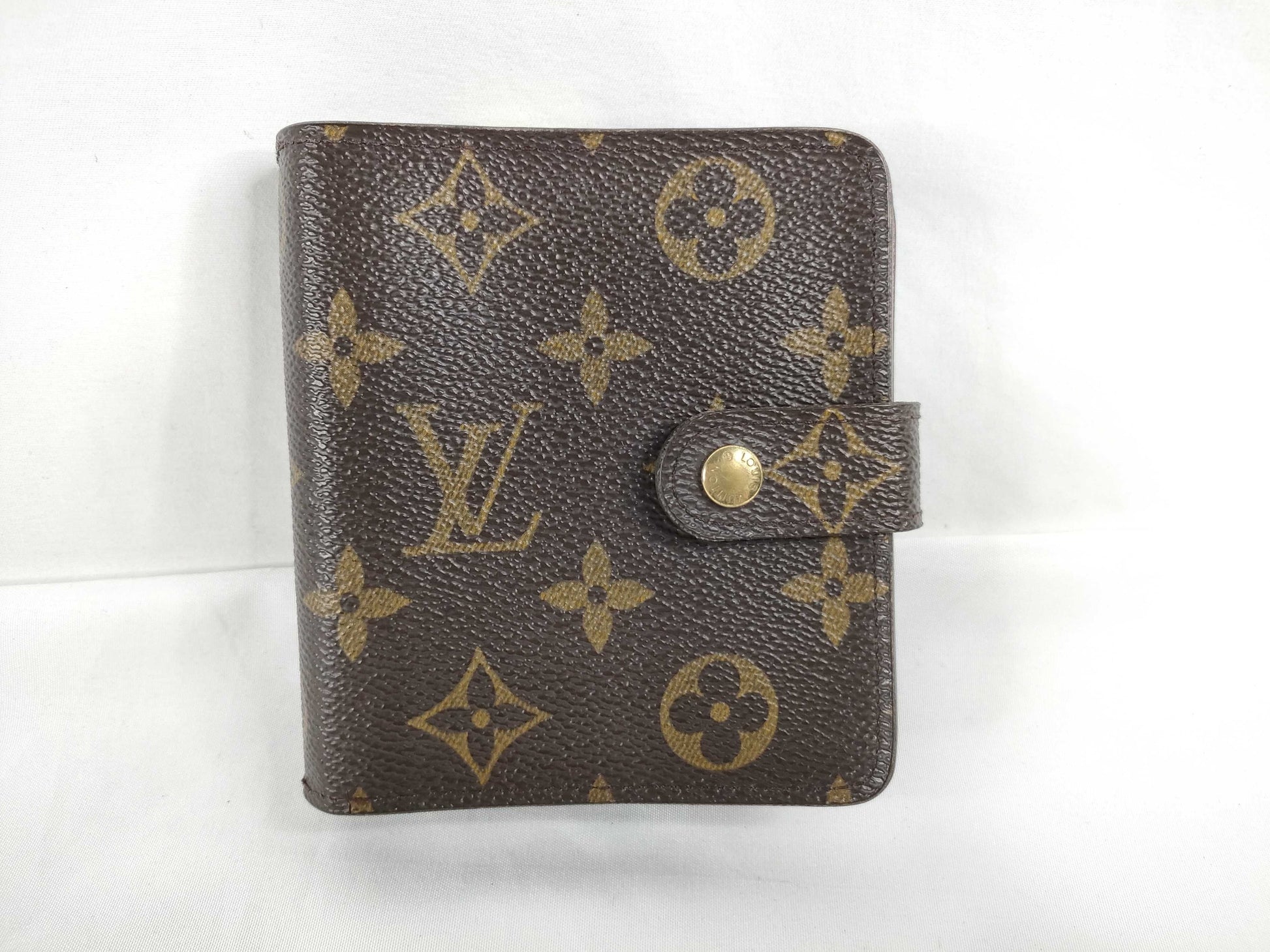 LOUIS VUITTON M61667 Monogram LV Monogram Compact Zip Wallet M61667 MI0092
