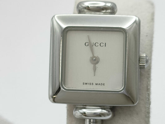 GUCCI Bangle Watch 1900L 0106390 Quartz Silver Dial Non-Working/No Operational Guarantee Women's Watch