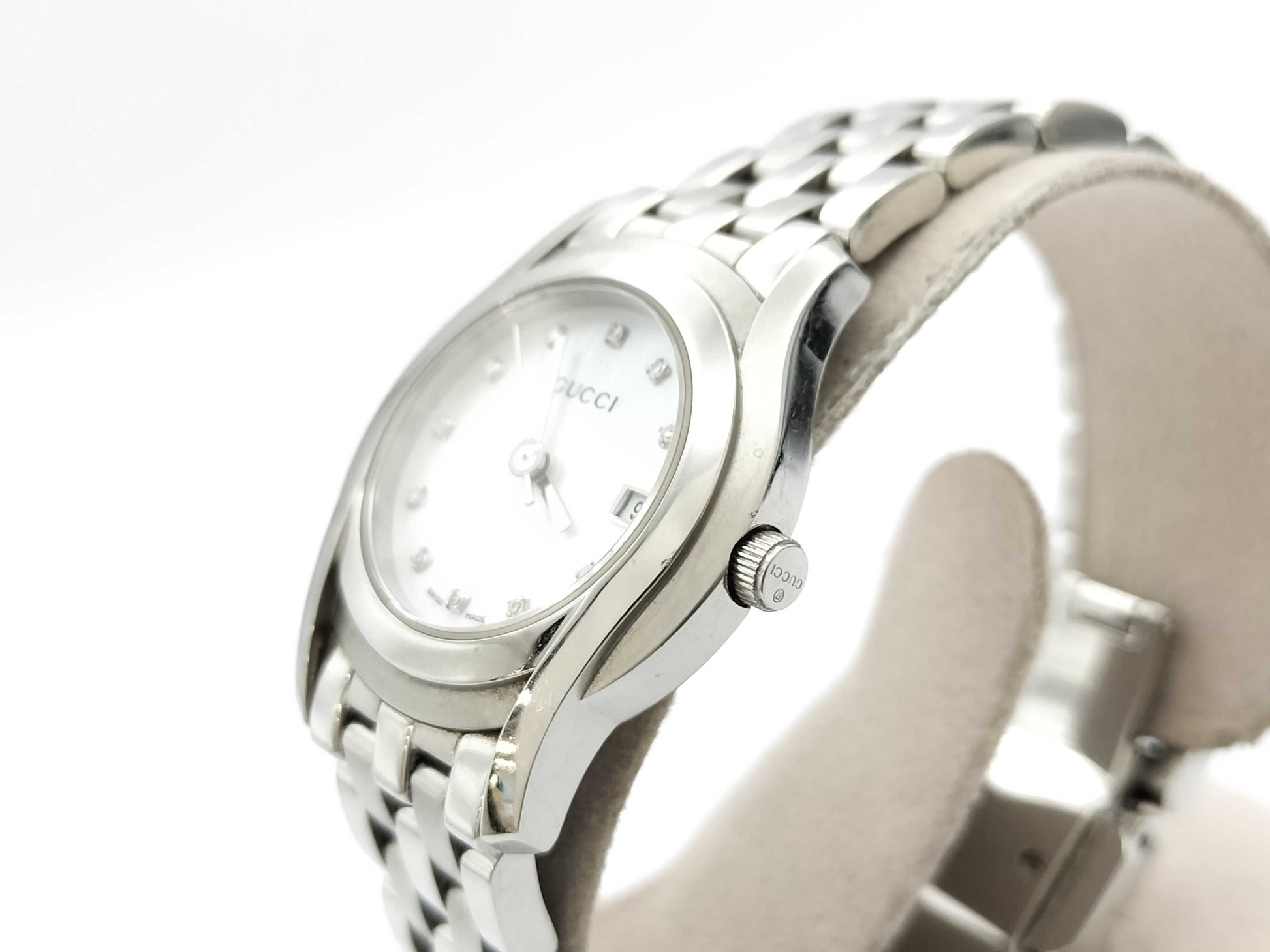 GUCCI 5500L 12240313 Quartz Movement with Shell Dial, Not Working/No Operational Guarantee, Women's Watch