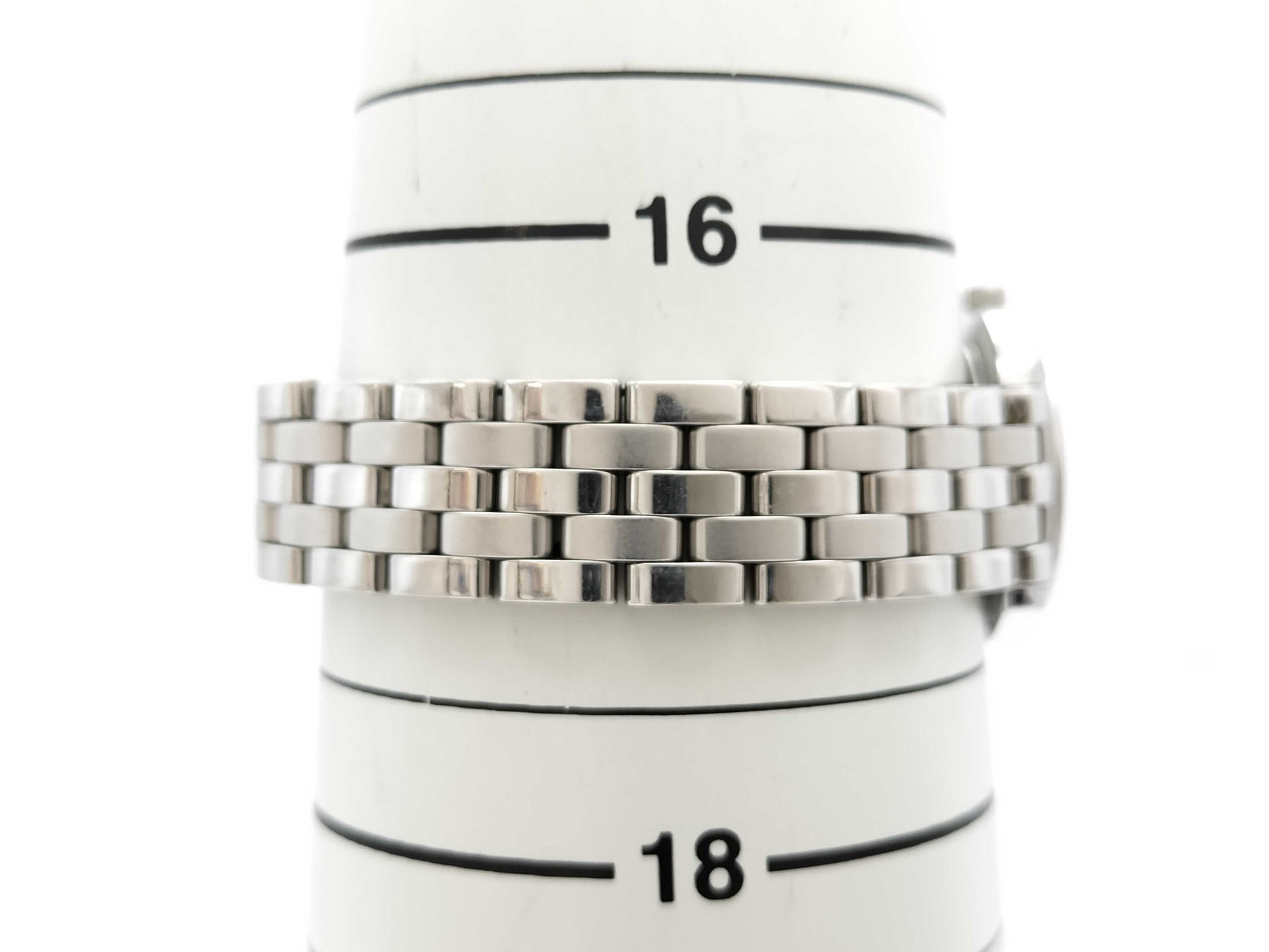 GUCCI 5500L 12240313 Quartz Movement with Shell Dial, Not Working/No Operational Guarantee, Women's Watch