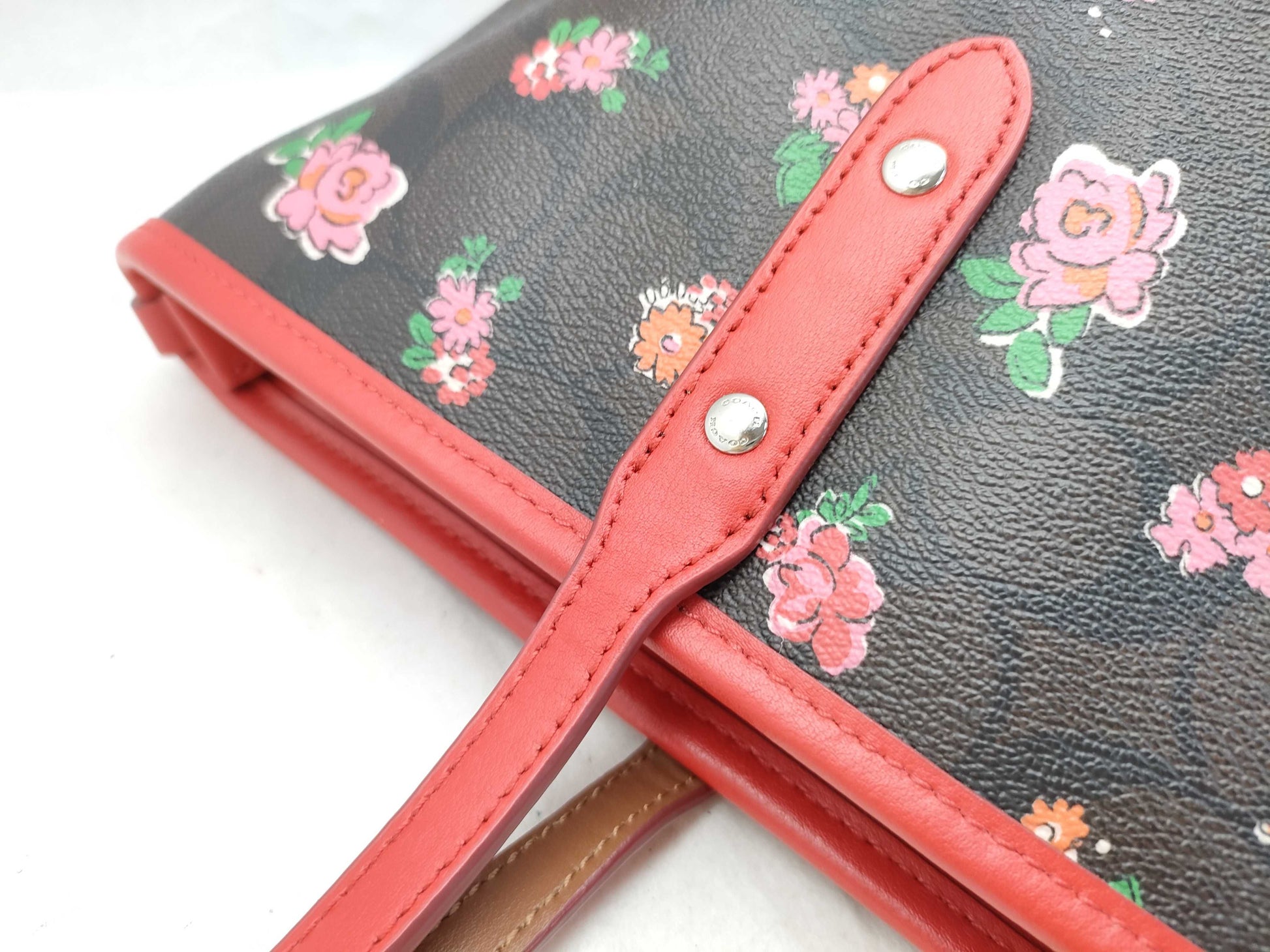 COACH Signature PVC Tote Bag F57888 Dark Brown x Red