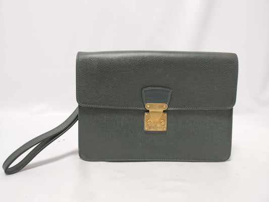 LOUIS VUITTON M30194 Taiga LV Taiga Pochette Clado M30194 Second Bag