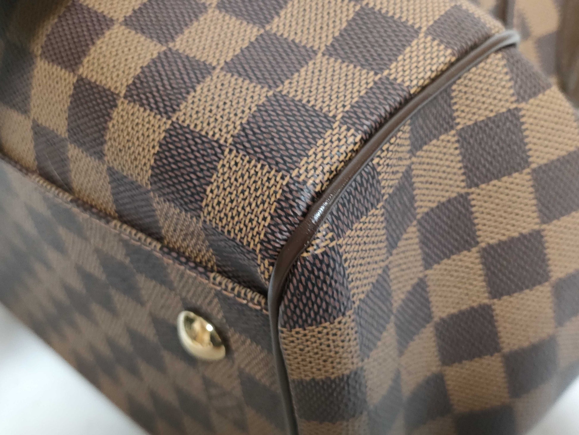 LOUIS VUITTON Damier Trevi GM N51998 AR4047 Handbag