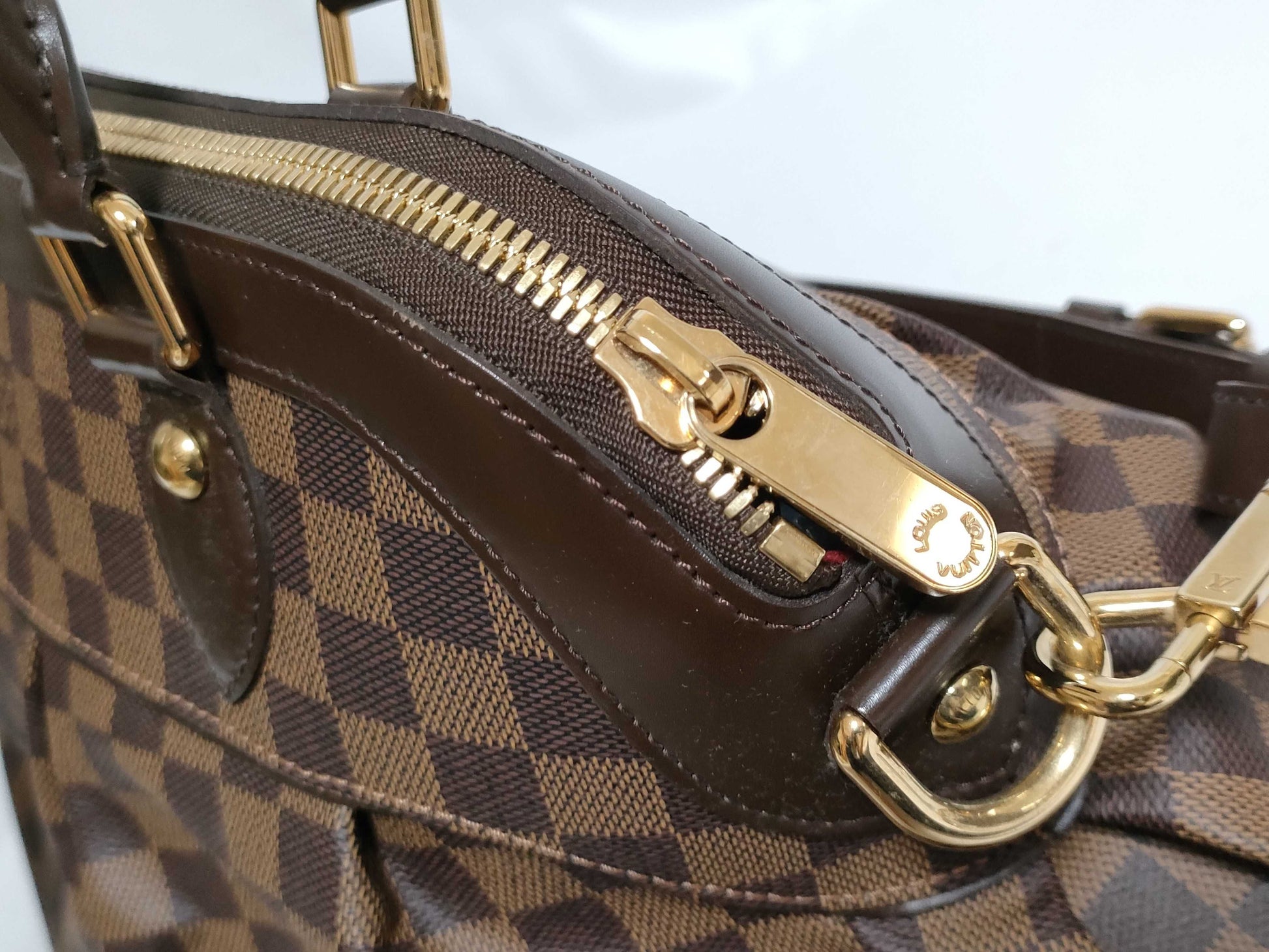 LOUIS VUITTON Damier Trevi GM N51998 AR4047 Handbag