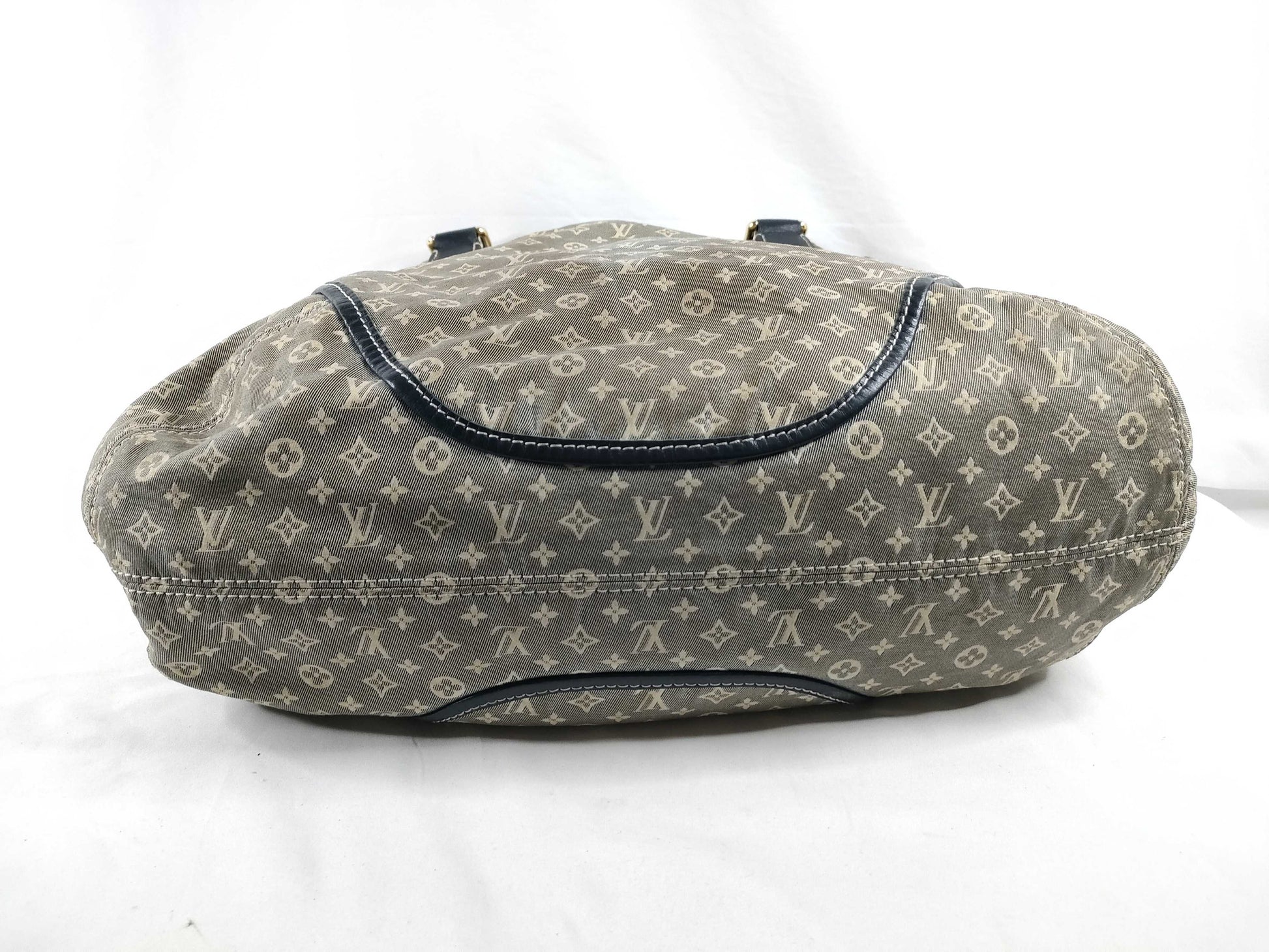 LOUIS VUITTON M56697 Monogram Idylle LV Monogram Idylle Elegy M56697 Tote Bag with unclear serial number