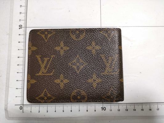 LOUIS VUITTON Monogram LV Monogram Portefeuille Multiple M60895 RA0959 Wallet