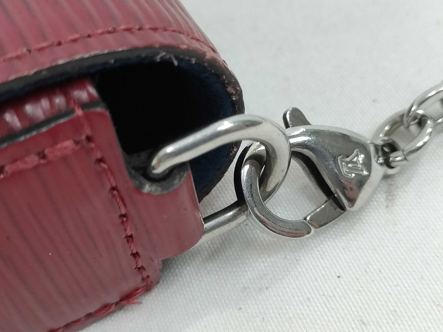 LOUIS VUITTON Epi Pochette Felicie Shoulder Bag