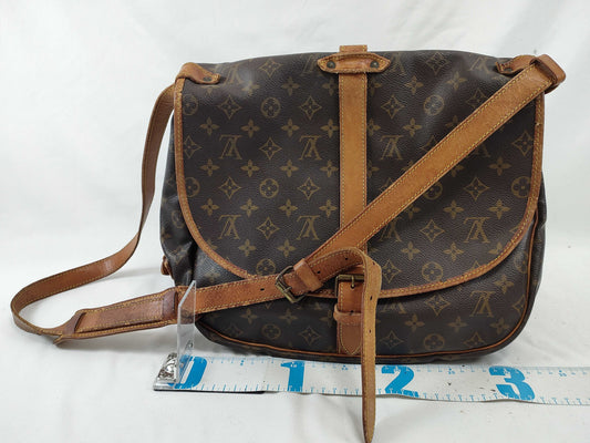 LOUIS VUITTON Monogram Saumur Shoulder Bag
