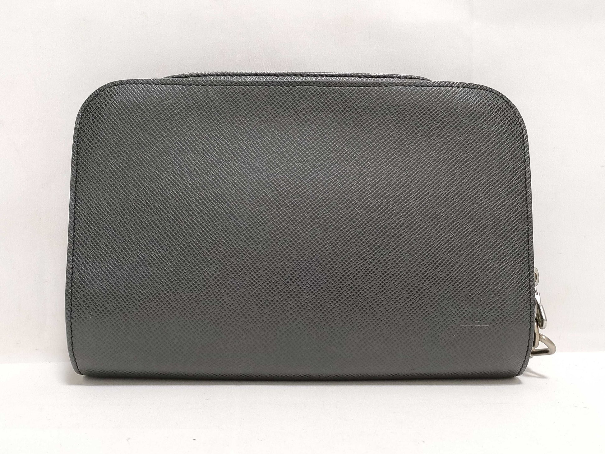 LOUIS VUITTON Taiga Louis Vuitton Taiga Baikal Ardoise Clutch Bag Second Bag Second Bag