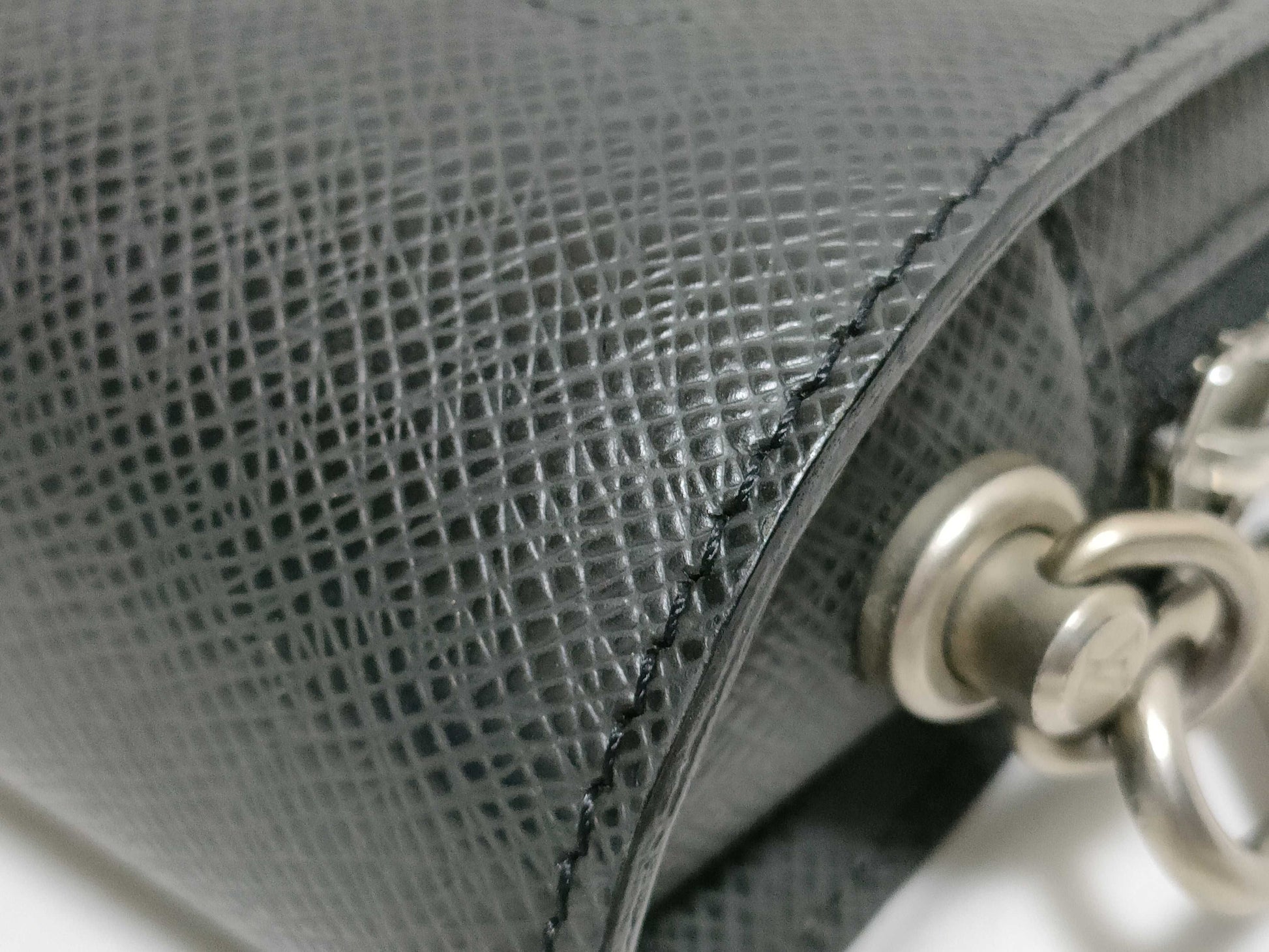 LOUIS VUITTON Taiga Louis Vuitton Taiga Baikal Ardoise Clutch Bag Second Bag Second Bag