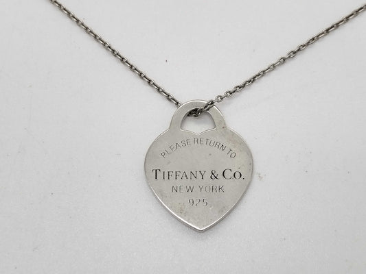 Tiffany & Co. Return to Tiffany Tiffany & Co. Return to Tiffany Return to Heart Necklace Necklace