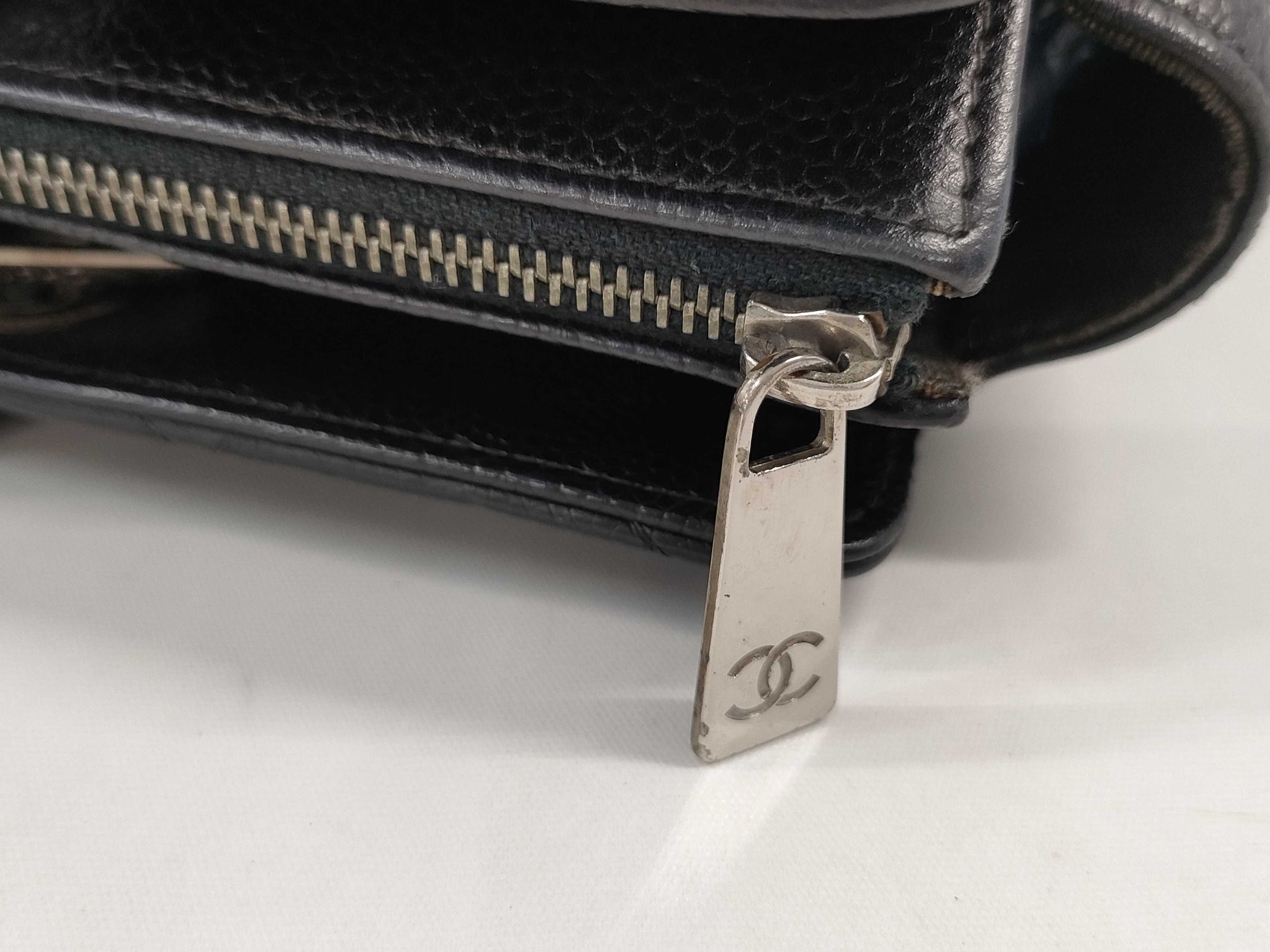 CHANEL Caviar Skin Chain Tote Bag