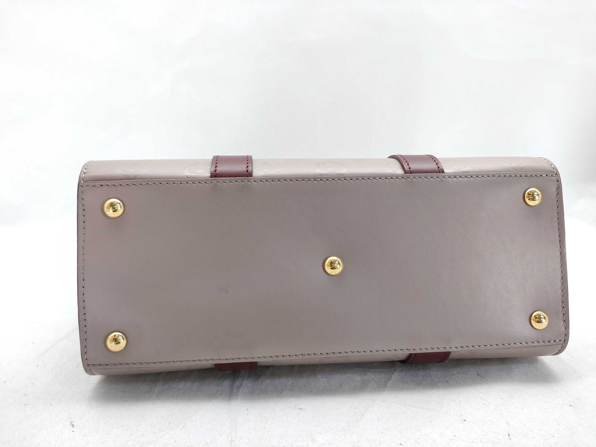 LOUIS VUITTON Very Tote MM RFID Tote Bag