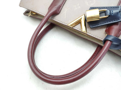 LOUIS VUITTON Very Tote MM RFID Tote Bag