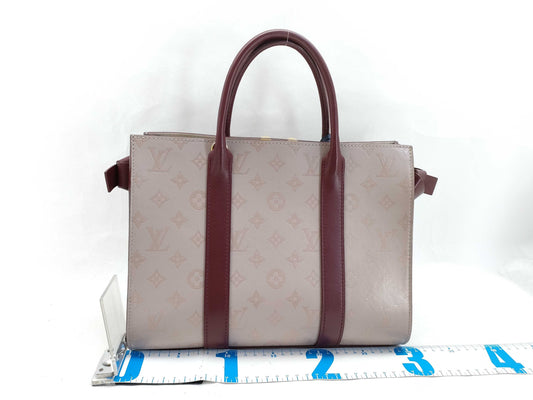 LOUIS VUITTON Very Tote MM RFID Tote Bag