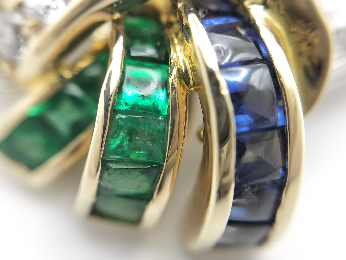 Mitsuo Kaji Enamel Brooch with Colored Stones and Diamonds, PT900/K18, 32.6g 
