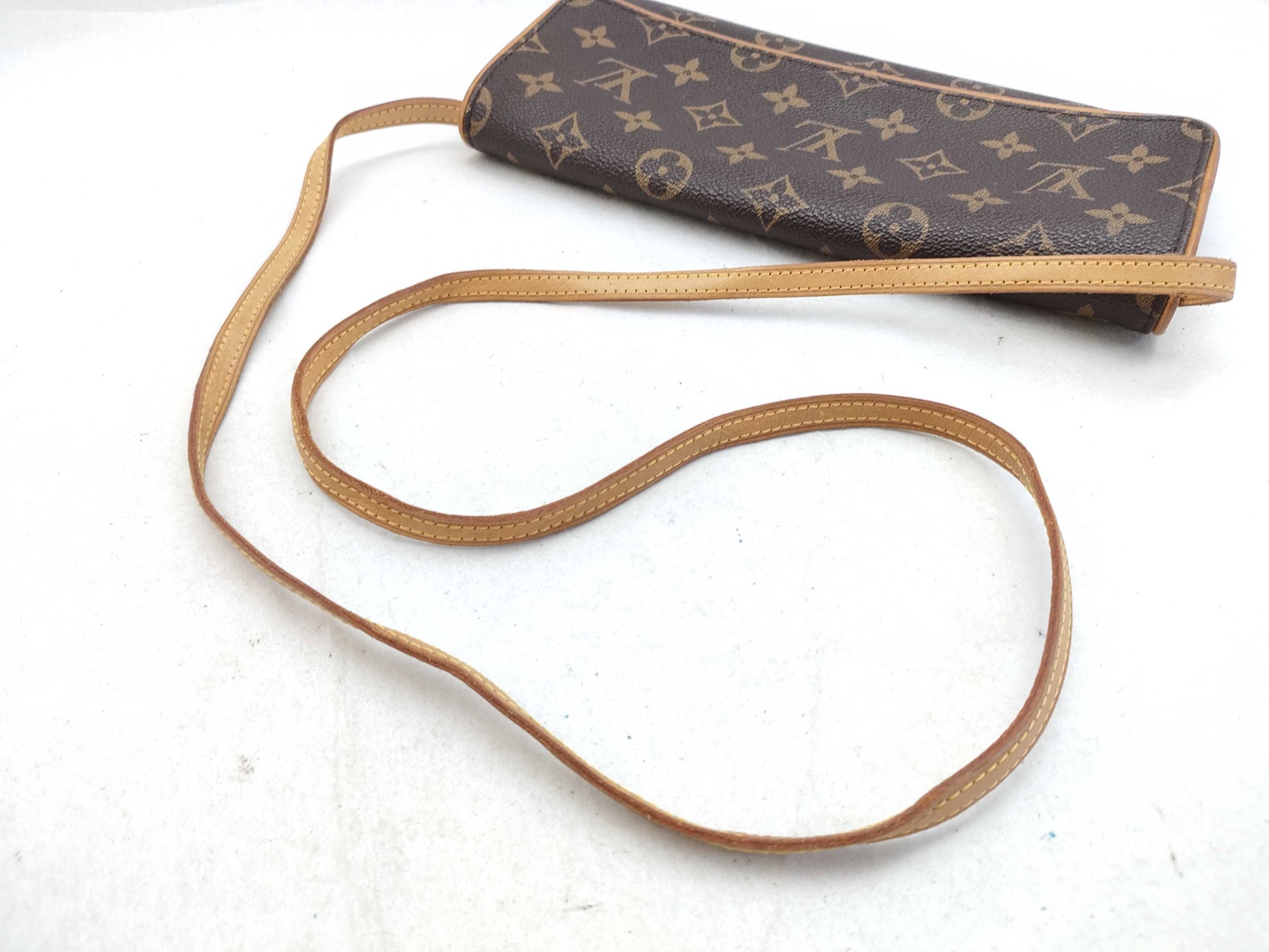 LOUIS VUITTON Monogram LV Monogram Pochette Twin GM M51852 CA0050 Shoulder Bag