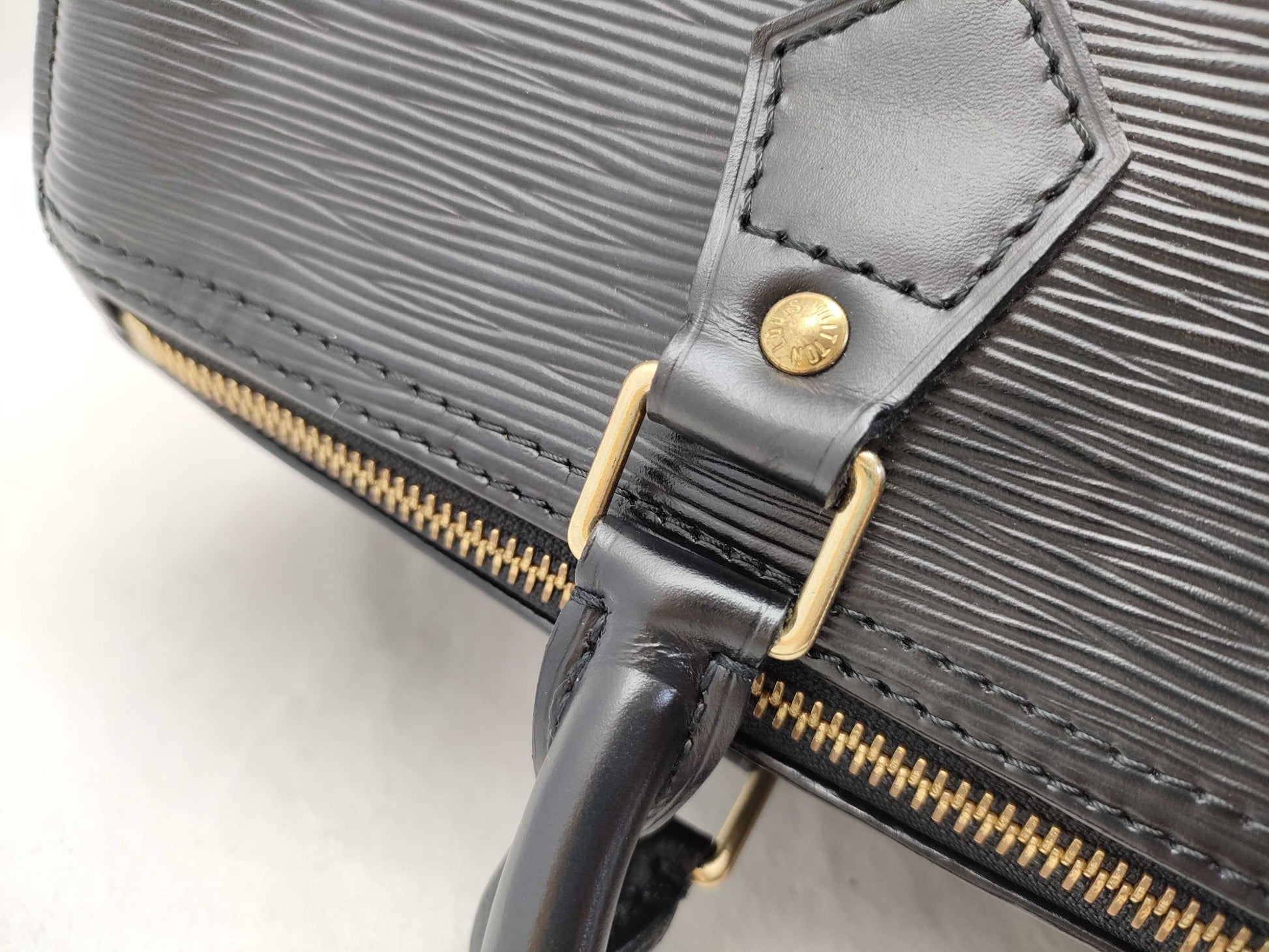 LOUIS VUITTON Epi Speedy 30 Boston Bag M59022 VI0915 Black