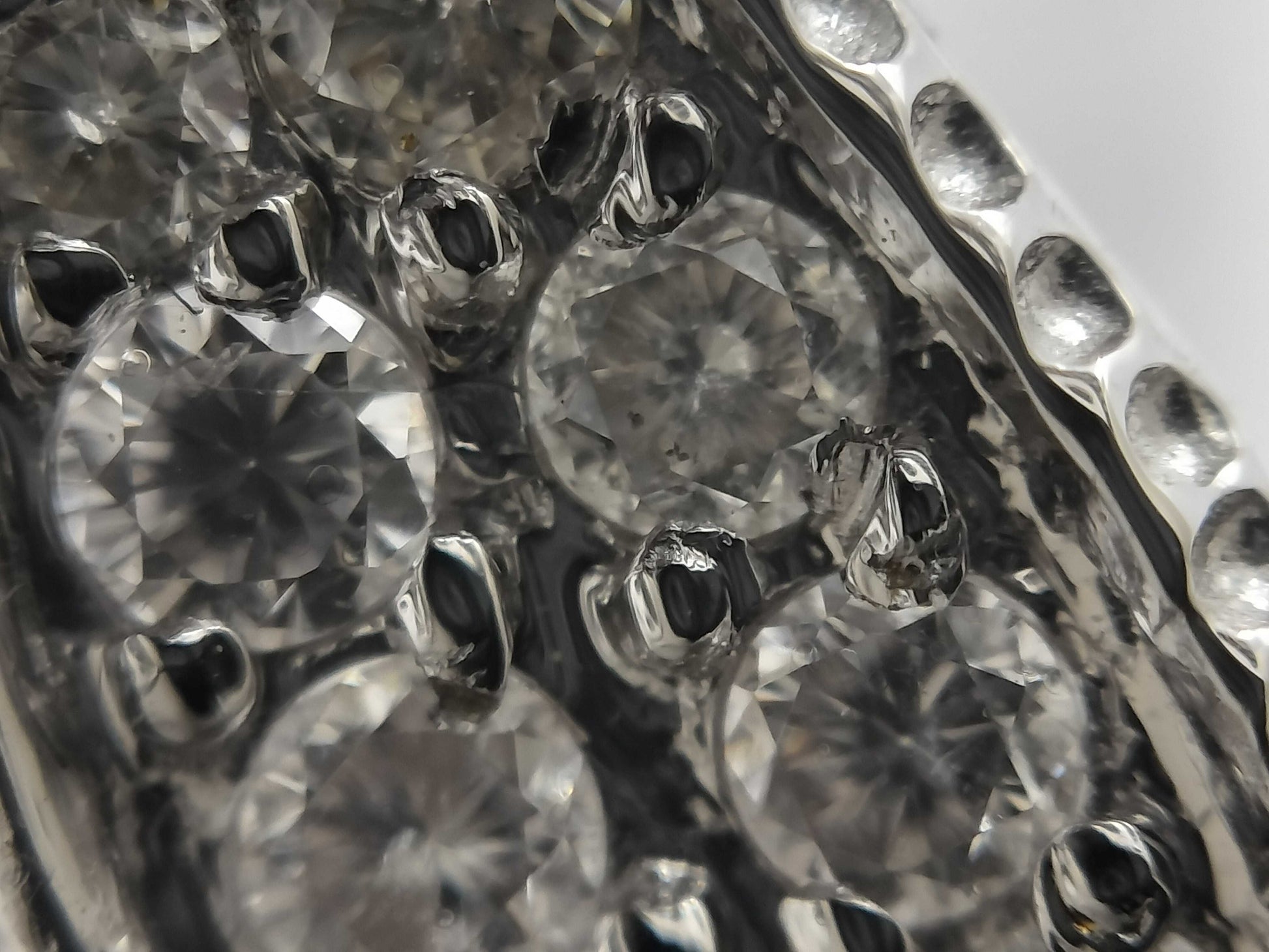 R3.03ct D2.05ct 750 14.6g Ring 