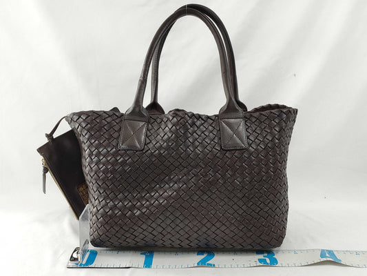 BOTTEGA VENETA Intrecciato Bottega Cabas Intrecciato Tote Bag with Pouch