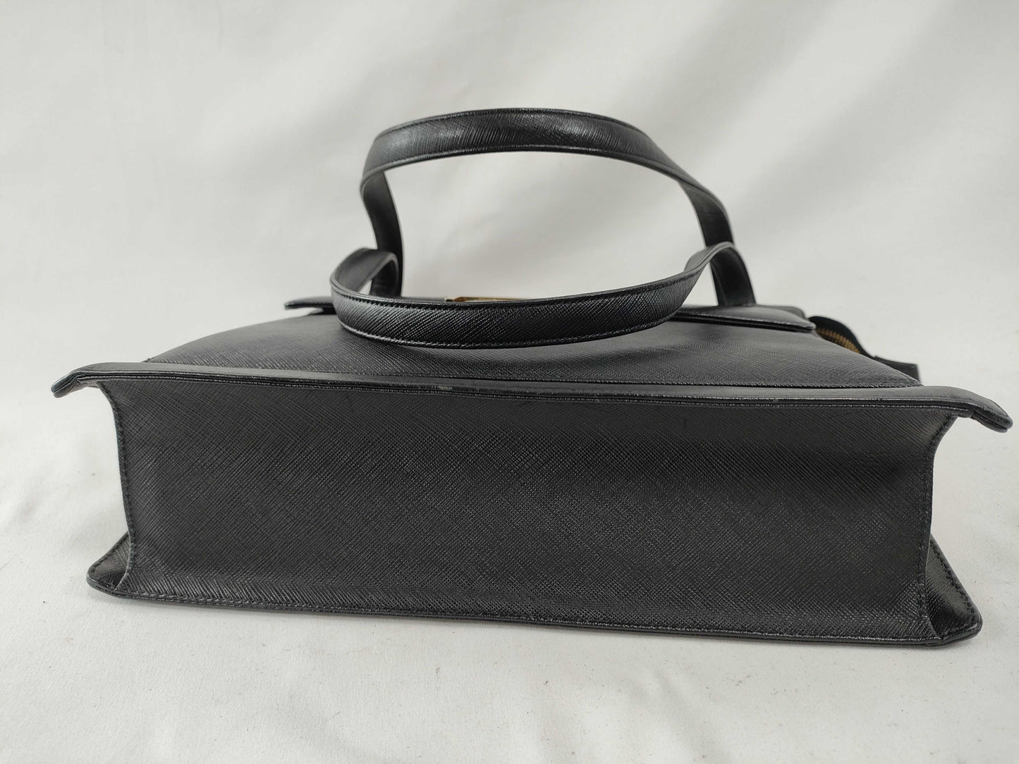 Yves Saint Laurent Tote Bag, Leather, Black, Gold Hardware, Shoulder Bag