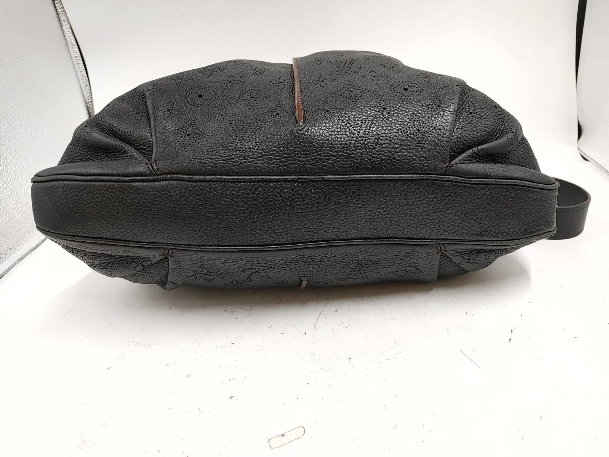 LOUIS VUITTON Monogram Empreinte Mahina Selene PM M94035 Shoulder Bag