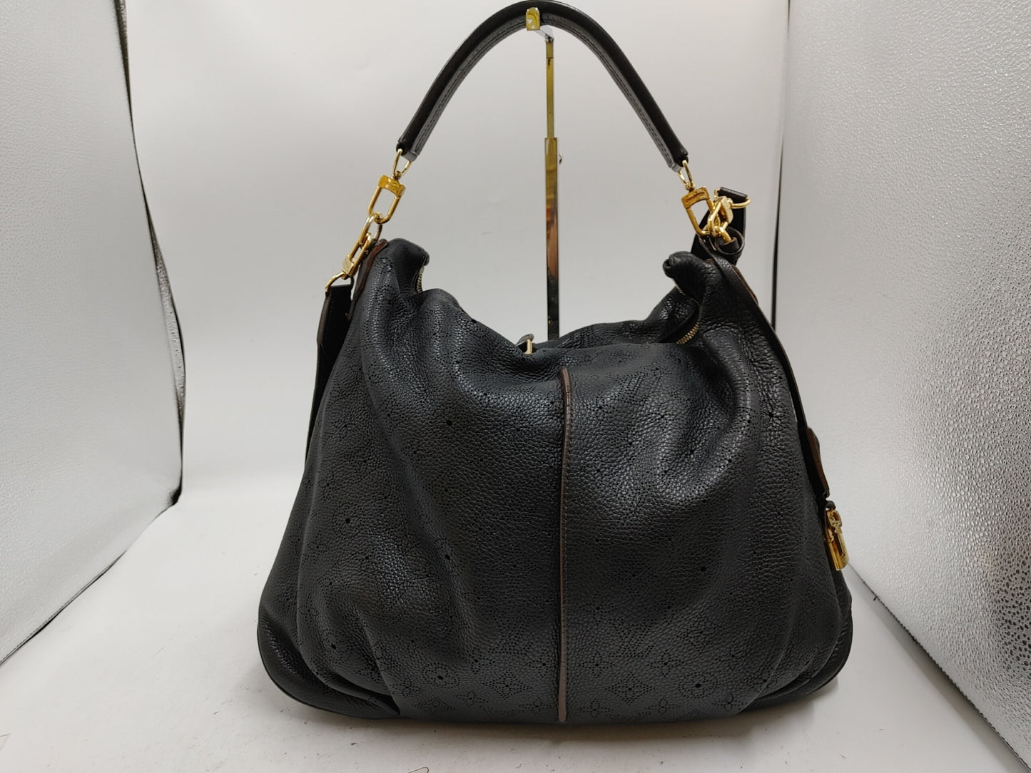 LOUIS VUITTON Monogram Empreinte Mahina Selene PM M94035 Shoulder Bag