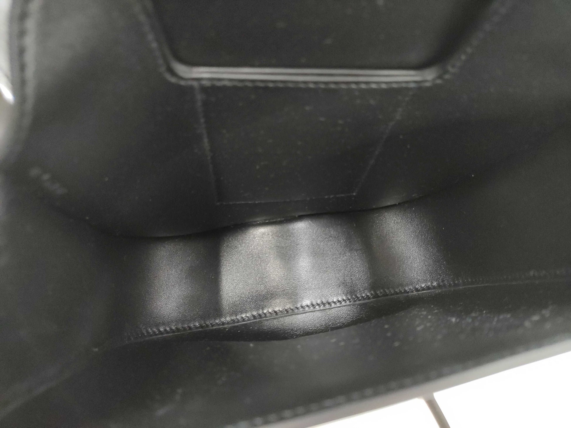 HERMES Della Cavalle Black Shoulder Bag with Stamped Z, Silver Hardware