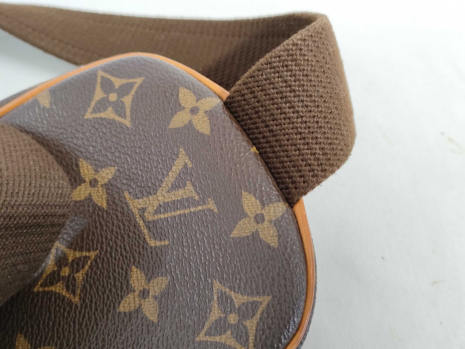 LOUIS VUITTON Monogram Pochette Ganju Monogram Shoulder Bag