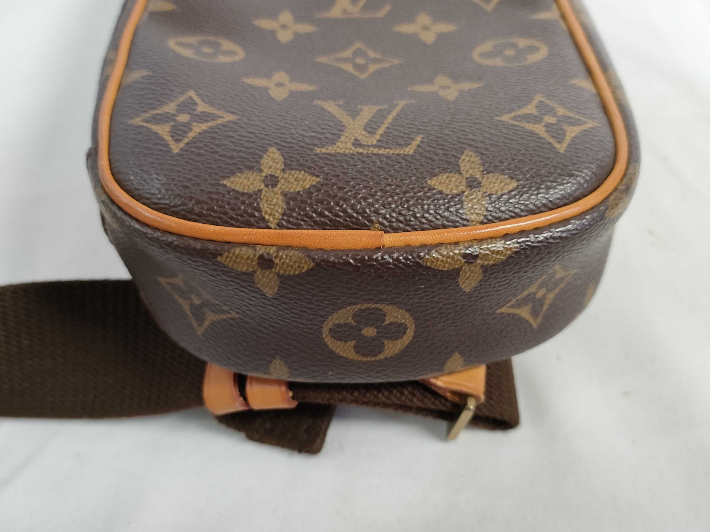 LOUIS VUITTON Monogram Pochette Ganju Monogram Shoulder Bag