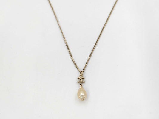 CHANEL Coco Mark Pearl B12C Necklace