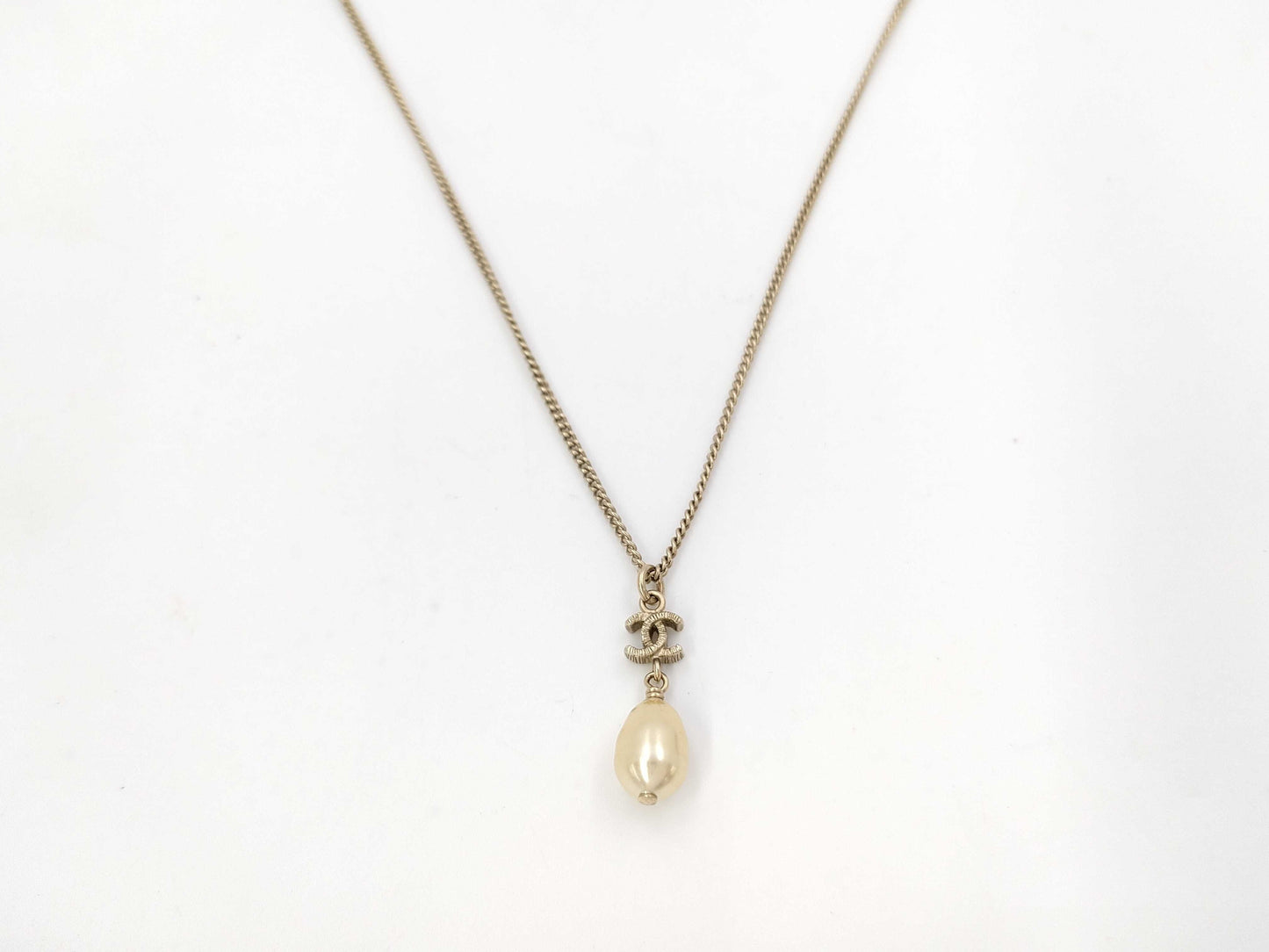 CHANEL Coco Mark Pearl B12C Necklace