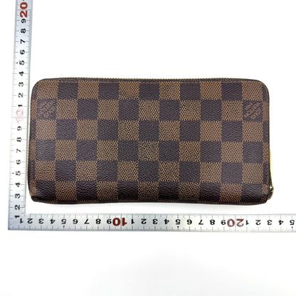 LOUIS VUITTON Damier Zippy Wallet