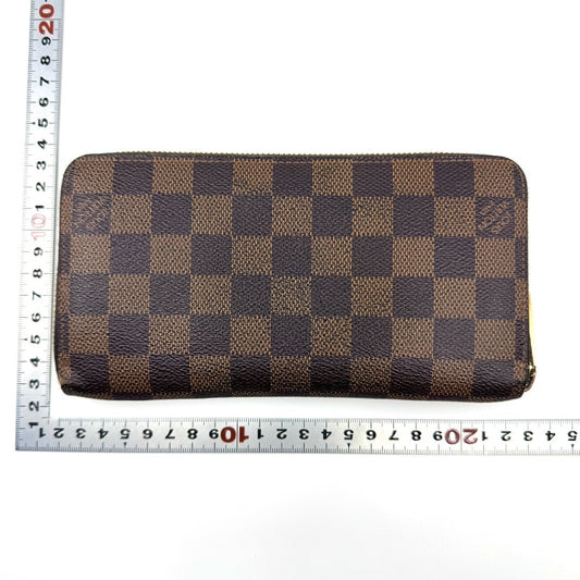 LOUIS VUITTON Damier Zippy Wallet