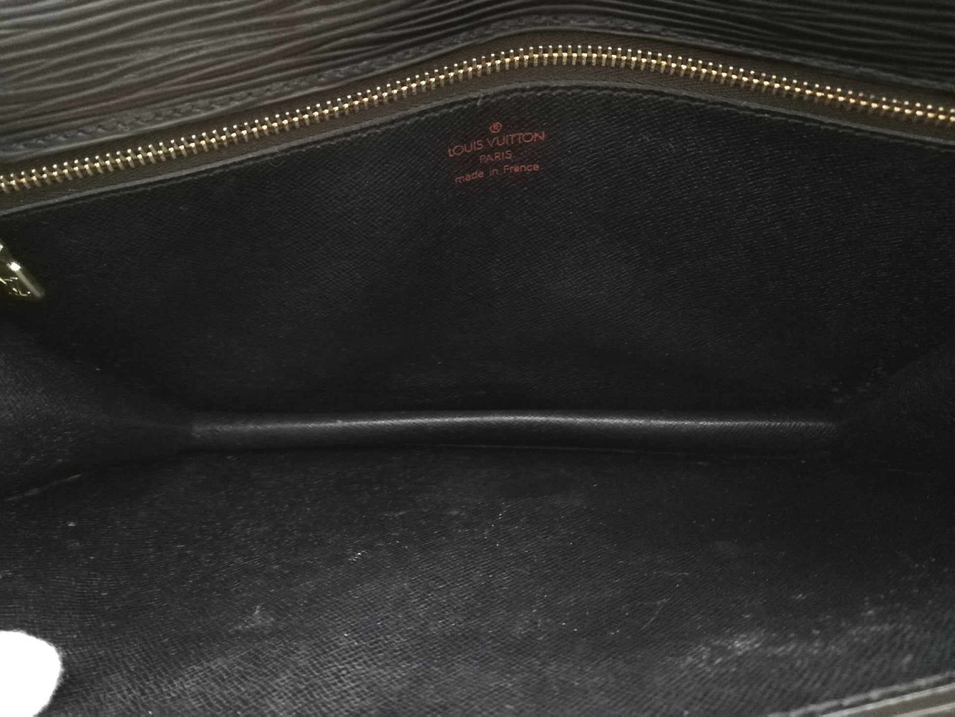 LOUIS VUITTON Epi Serie Dragonne M52612 Noir Second Bag