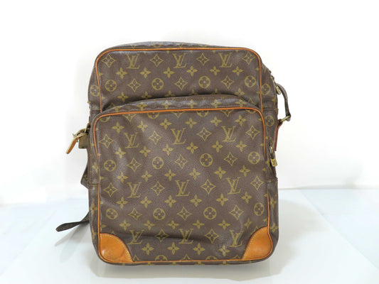 LOUIS VUITTON Monogram Louis Vuitton Amazon Monogram Shoulder Bag