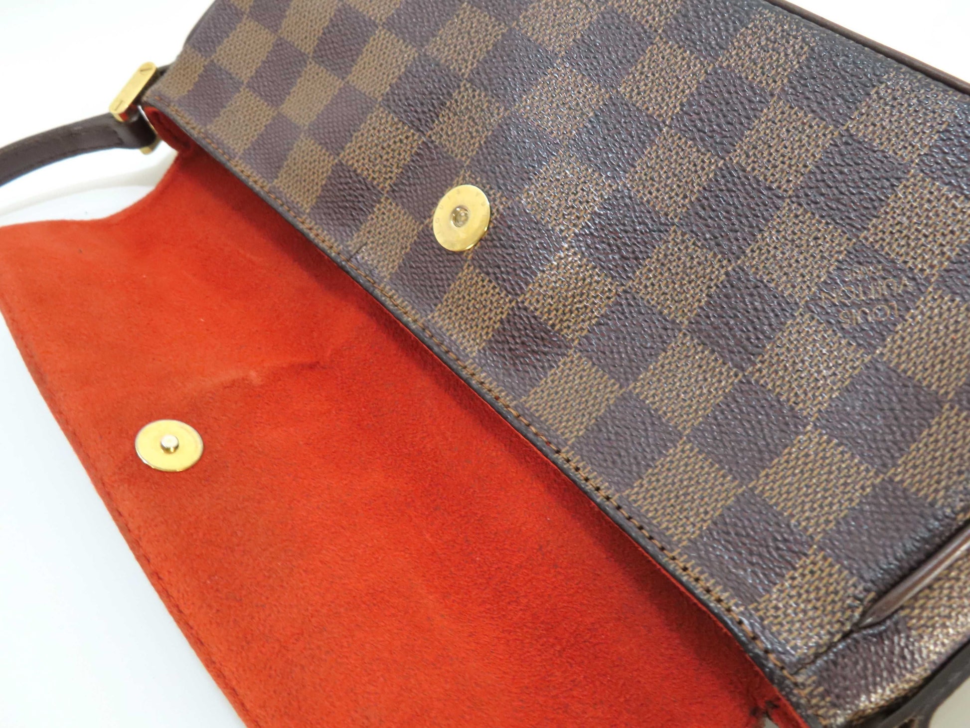 LOUIS VUITTON Damier Louis Vuitton Damier Recollector Bag