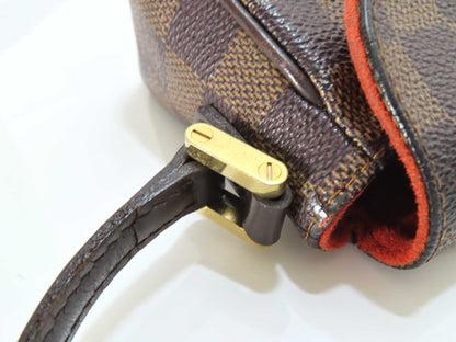 LOUIS VUITTON Damier Louis Vuitton Damier Recollector Bag