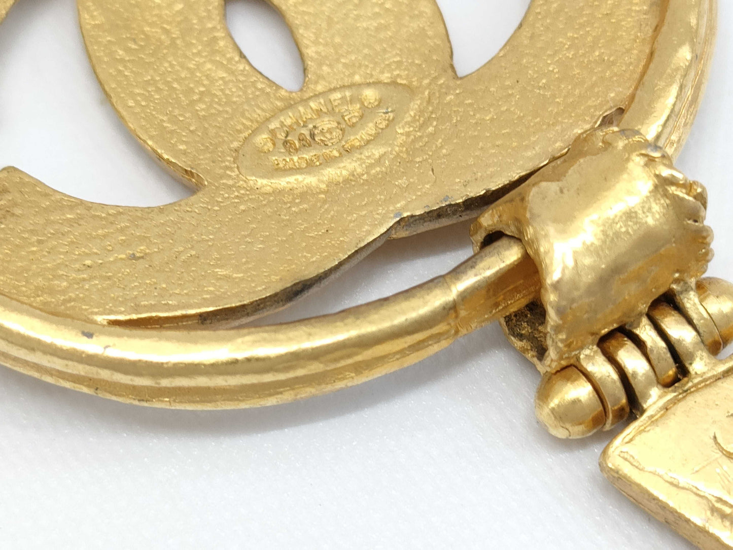 CHANEL Chanel Swing 94P Brooch