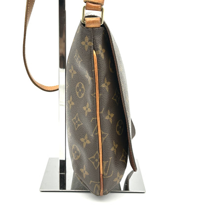 LOUIS VUITTON Musette Salsa Short Monogram Shoulder Bag