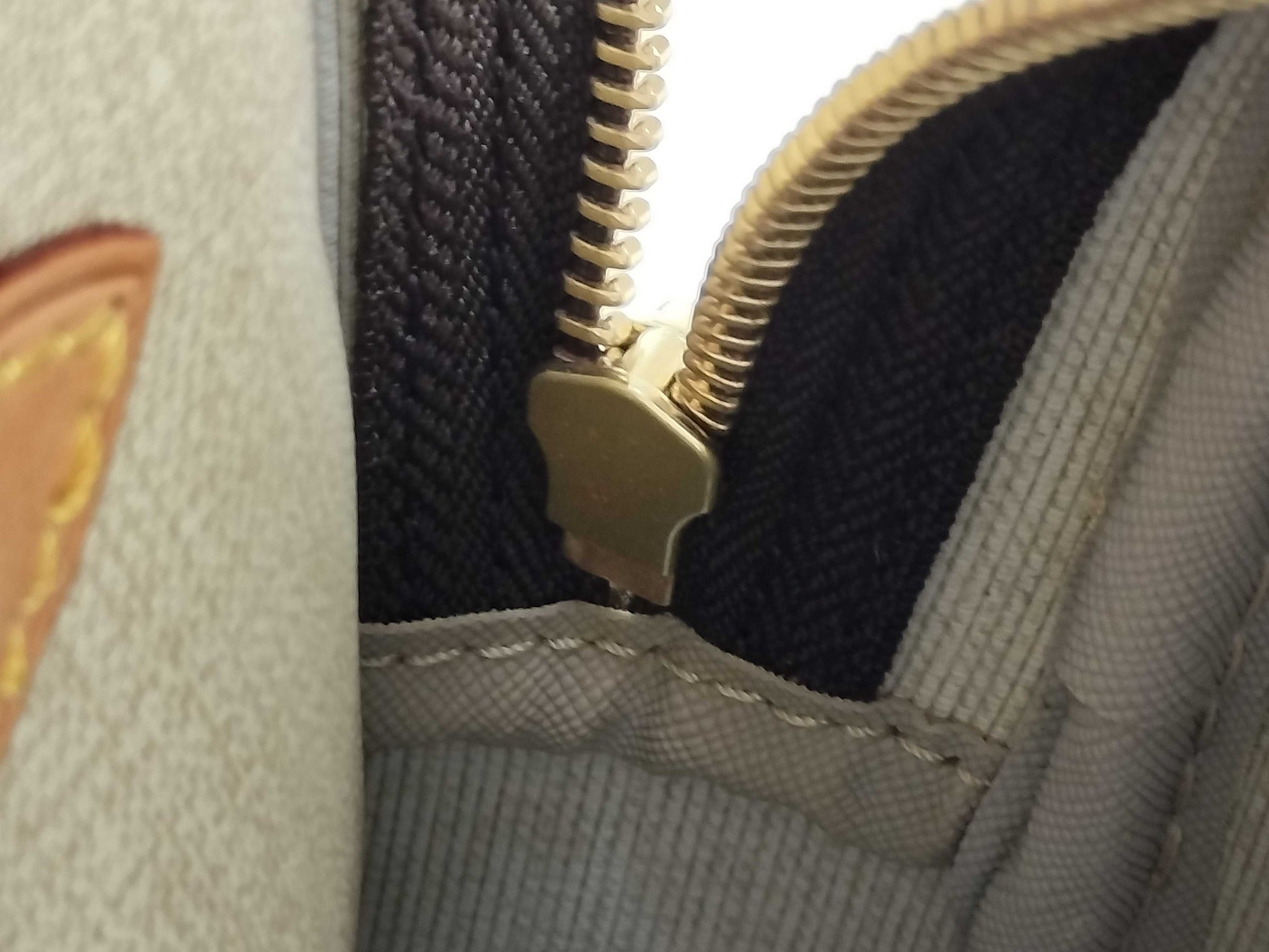 LOUIS VUITTON M45254 Monogram LV Monogram Reporter PM Shoulder Bag