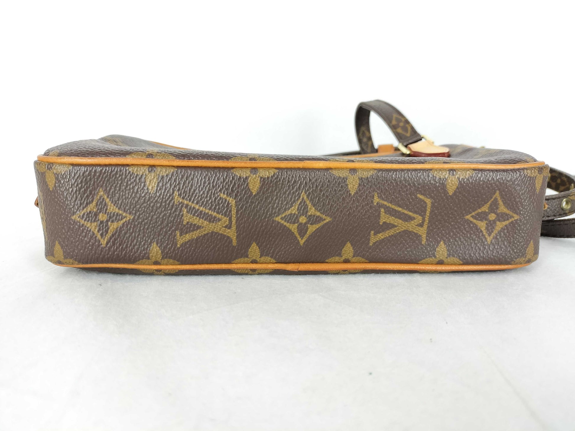 LOUIS VUITTON M51828 Monogram LV Monogram Marly Bandouliere Shoulder Bag