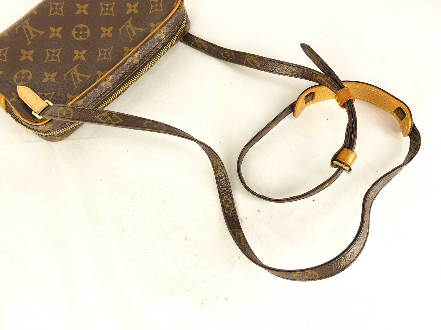 LOUIS VUITTON M51828 Monogram LV Monogram Marly Bandouliere Shoulder Bag