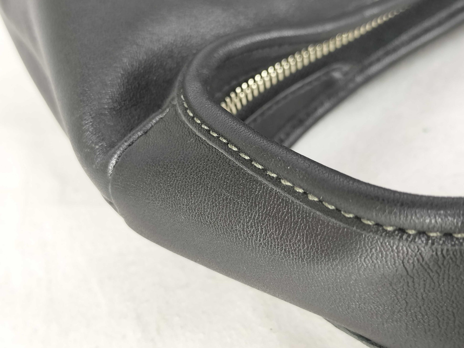 COACH one-shoulder leather black shoulder bag