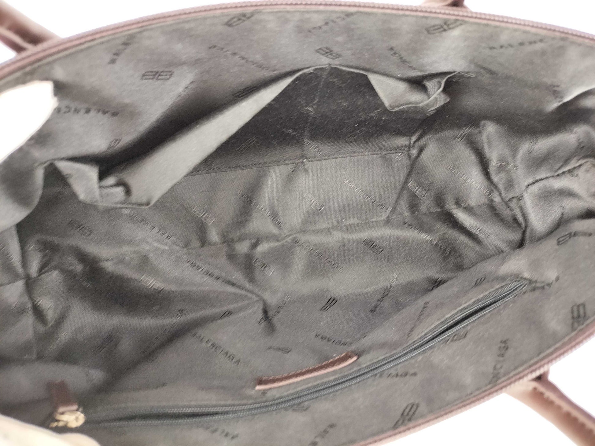 BALENCIAGA BB pattern handbag