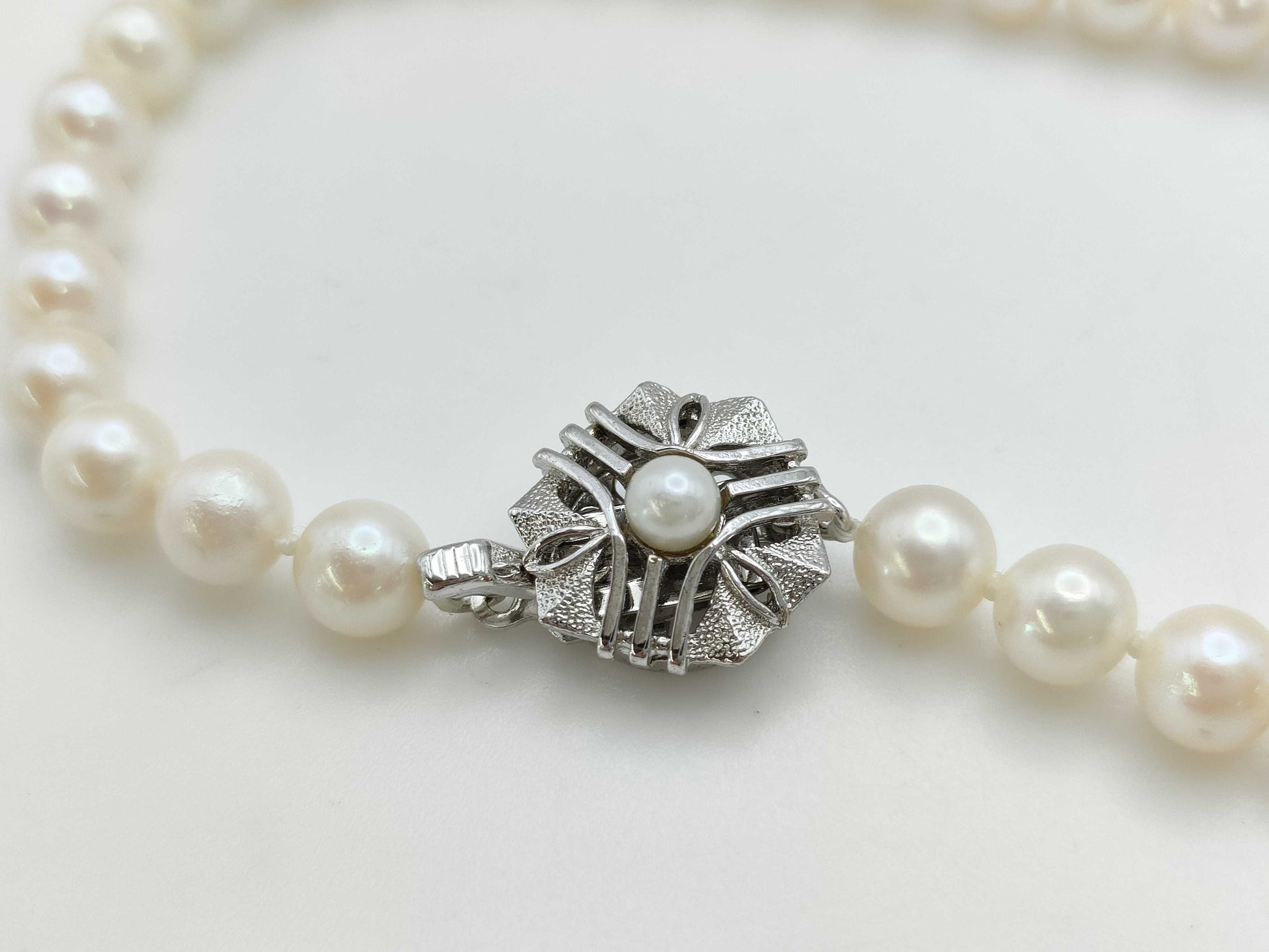Pearl diameter approximately 6.5-6.9mm, Sterling Silver, 28.1g, Necklace 