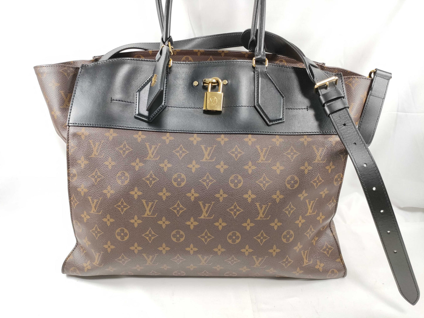 LOUIS VUITTON RFID Unverified DU 4109 Monogram Louis Vuitton Monogram City Steamer XXL M44497 Women's 2-Way Handbag