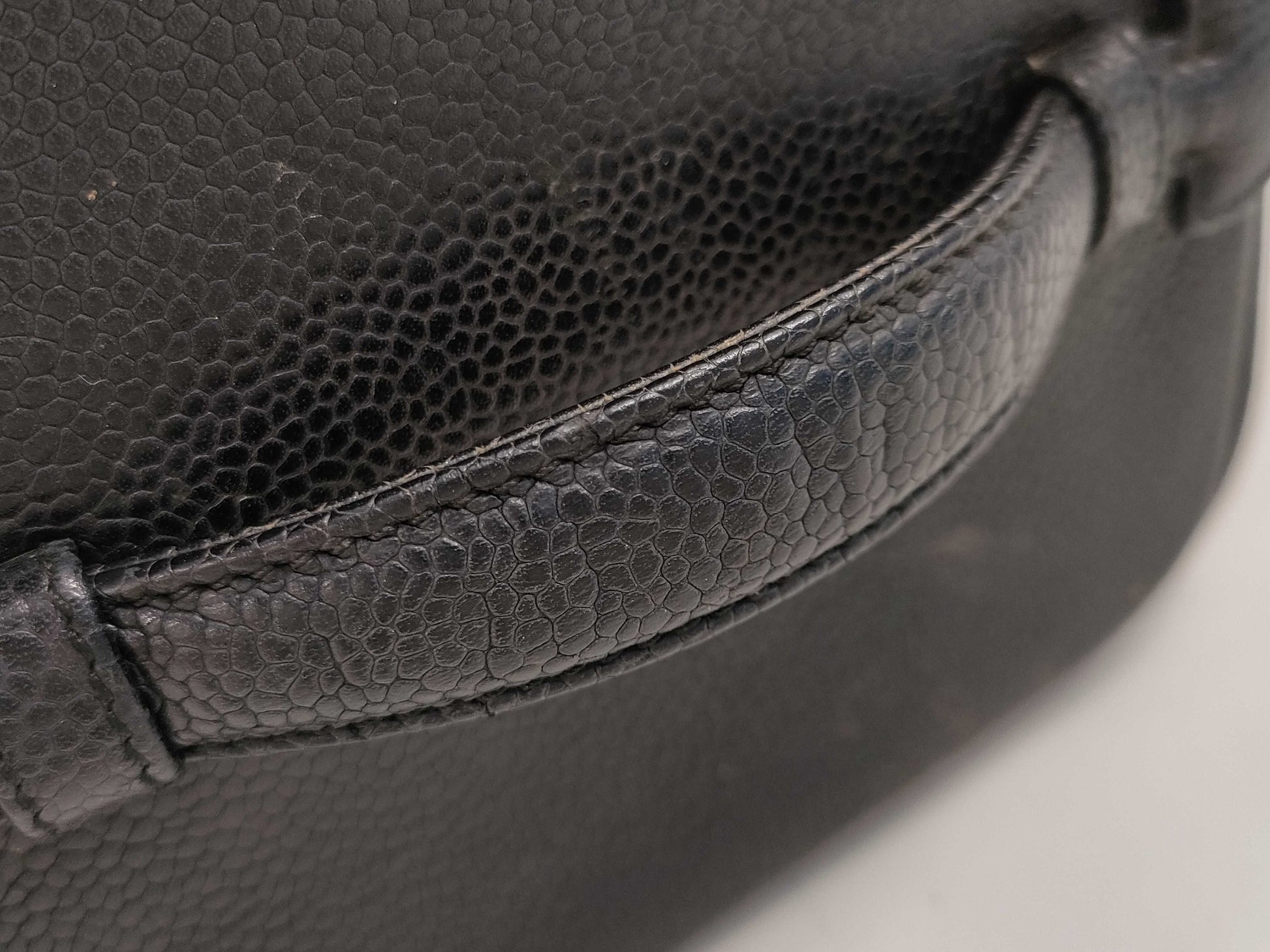  CHANEL Caviar Skin Vanity Handbag Bag
