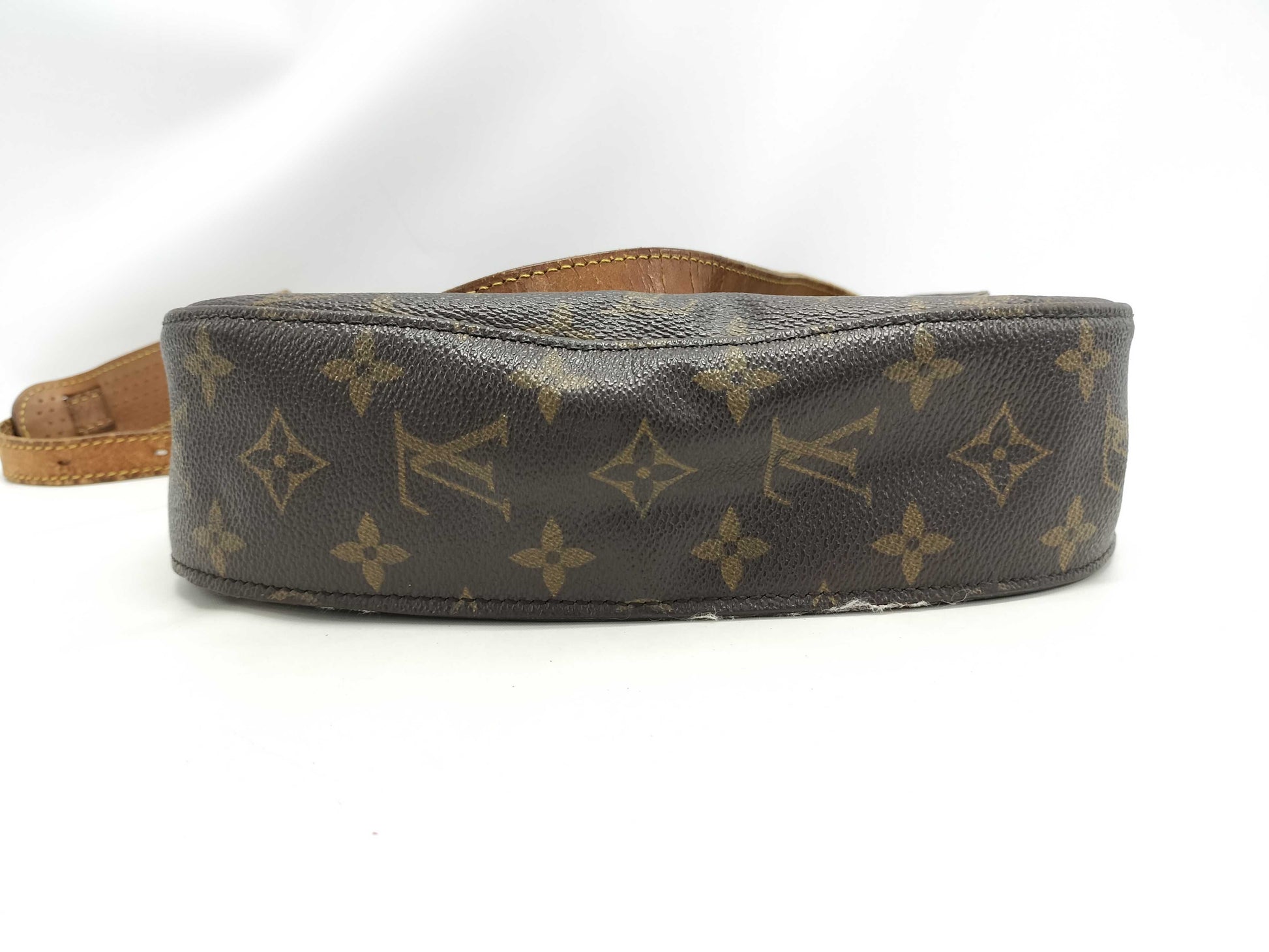 LOUIS VUITTON Monogram Saint-Cloud Shoulder Bag